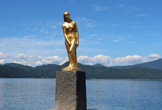 田泽湖
