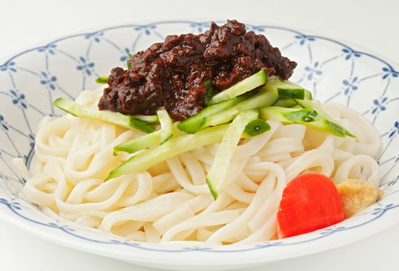 盛冈炸酱面